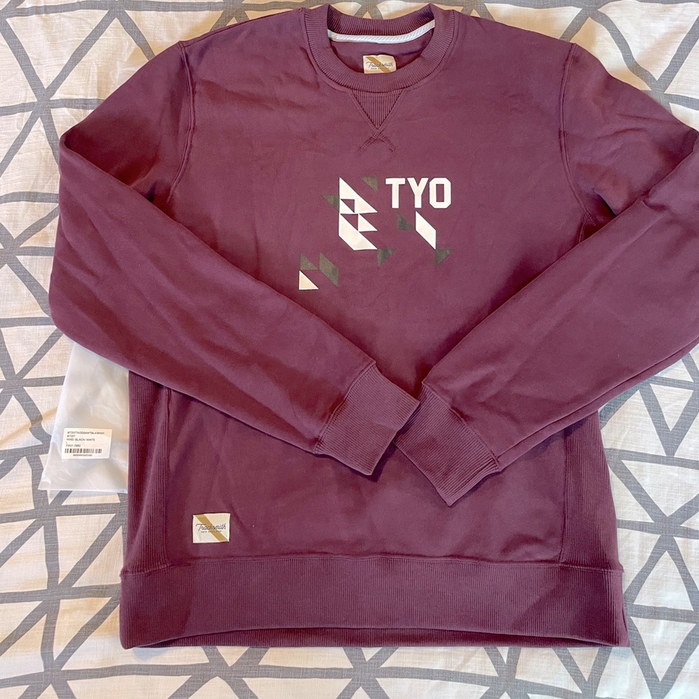 Tracksmith Trackhouse Crew - Tokyo Size L
Wine/black/white
